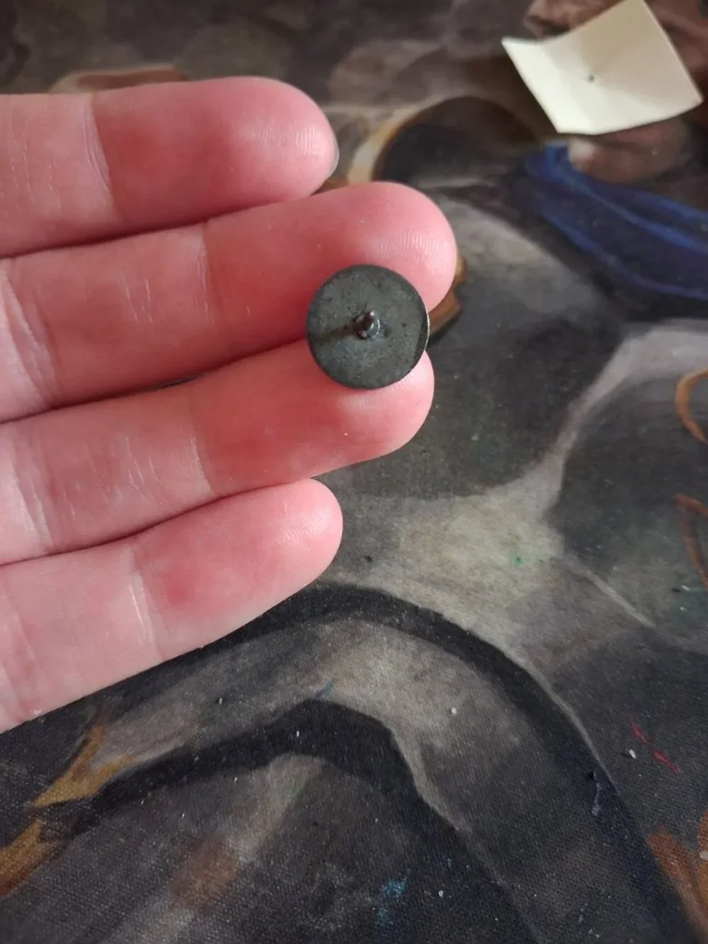 N/A small silver